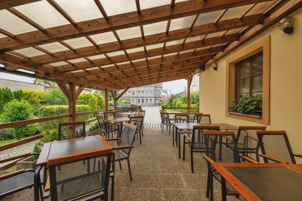 Hotel Taverna Javorník Εξωτερικό φωτογραφία
