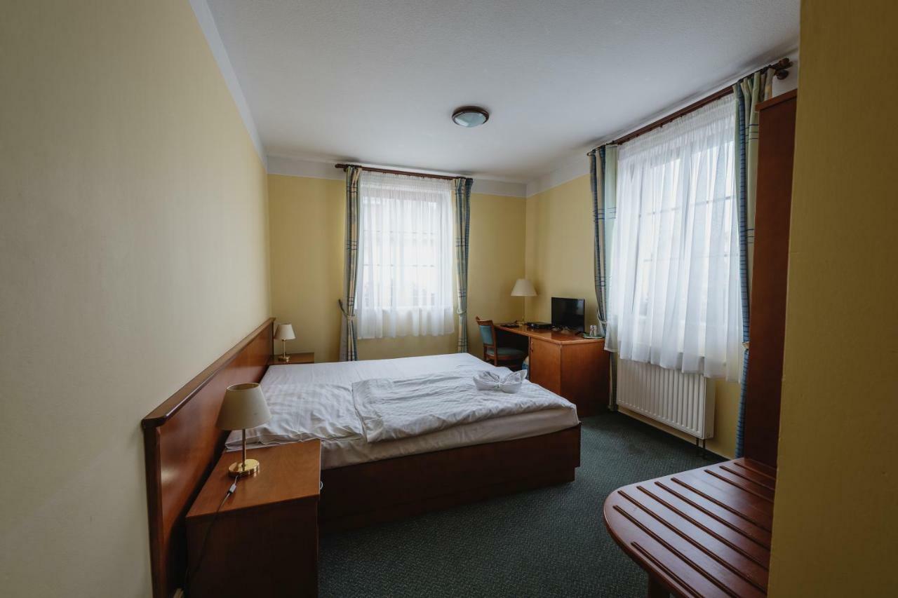 Hotel Taverna Javorník Εξωτερικό φωτογραφία